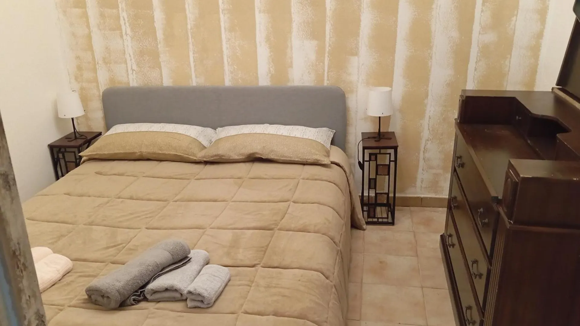 Cortiletto Dell Odeon Villa Catania Italy